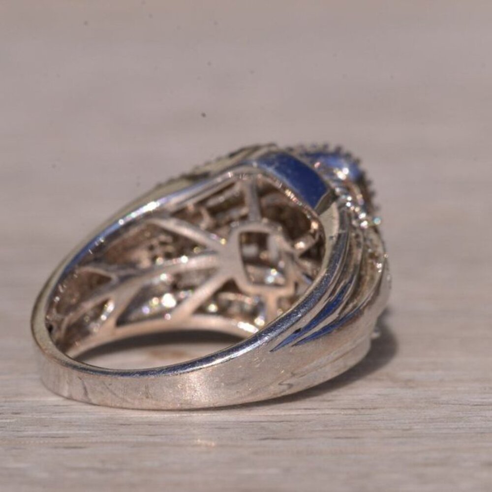 BEAUTIFUL 925 Sterling Silver and Genuine Diamond Cocktail Ring. - Picture 4 of 7